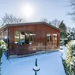 Bungalowpark Het Verscholen Dorp Vakantiepark 2*
