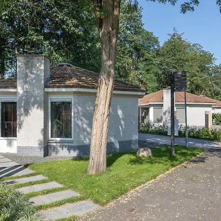 Bungalowpark Het Verscholen Dorp Üdülőpark