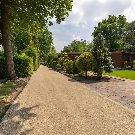 Üdülőpark Bungalowpark Het Verscholen Dorp 2*