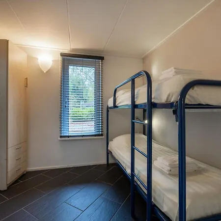 Bungalowpark Het Verscholen Dorp 2* ハルデルウェイク