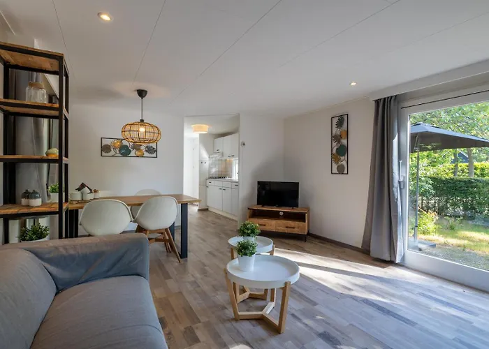 홀리데이파크 Bungalowpark Het Verscholen Dorp 하르데르웨이크