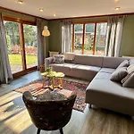Bungalowpark Het Verscholen Dorp 2* Harderwijk