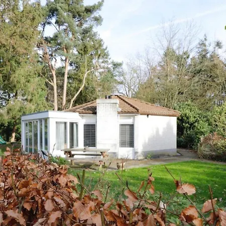 פארק נופש Bungalowpark Het Verscholen Dorp