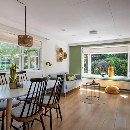 Bungalowpark Het Verscholen Dorp Πάρκο διακοπών 2*