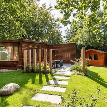 Πάρκο διακοπών Bungalowpark Het Verscholen Dorp 2*
