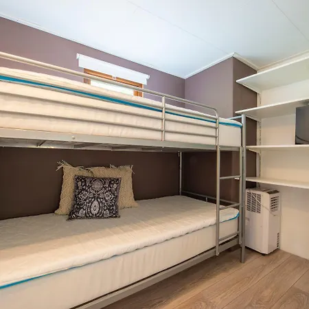 Bungalowpark Het Verscholen Dorp 2* Harderwijk