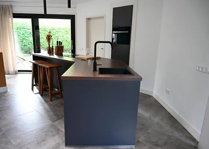 פארק נופש Bungalowpark Het Verscholen Dorp