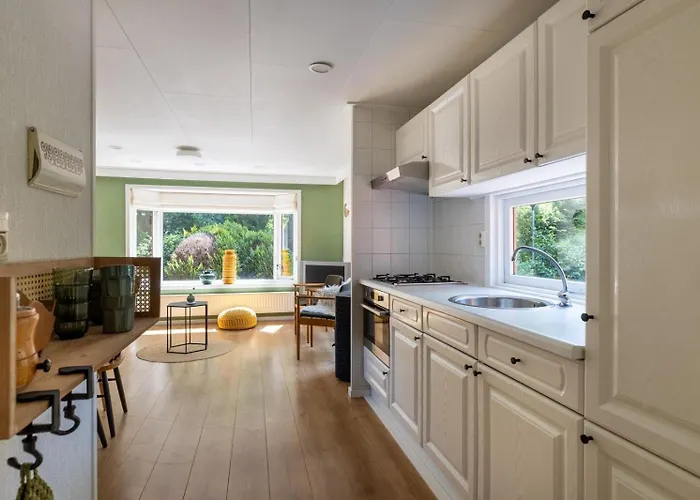 Bungalowpark Het Verscholen Dorp 2* הארדרוייק