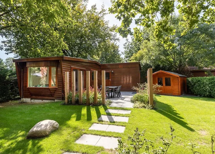 Tatil parkı Bungalowpark Het Verscholen Dorp 2*