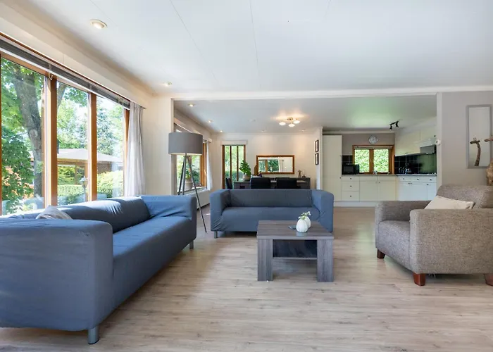 Bungalowpark Het Verscholen Dorp הארדרוייק