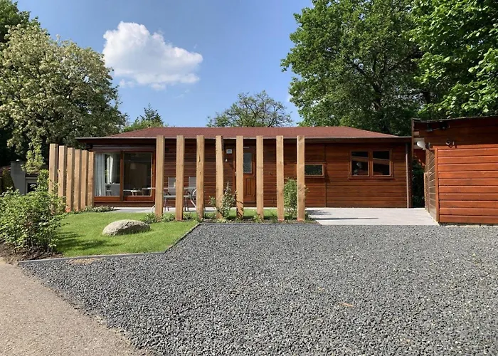 Bungalowpark Het Verscholen Dorp 2* הארדרוייק