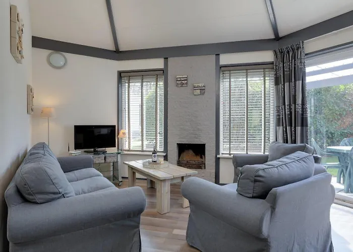 Bungalowpark Het Verscholen Dorp פארק נופש הארדרוייק