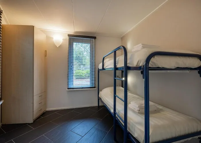 Bungalowpark Het Verscholen Dorp 2* הארדרוייק